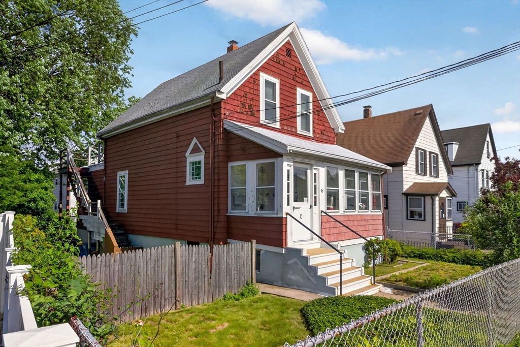 95 Marshall St