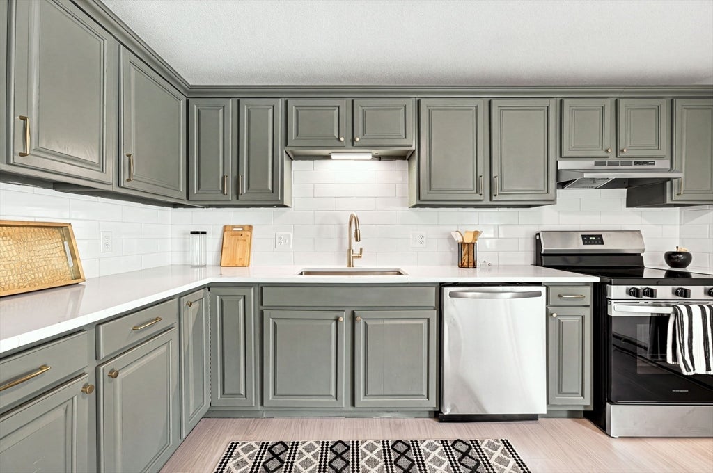 283 Fuller Rd #K, Chicopee, MA, 283 Fuller Rd #K, Chicopee, MA Photo #1