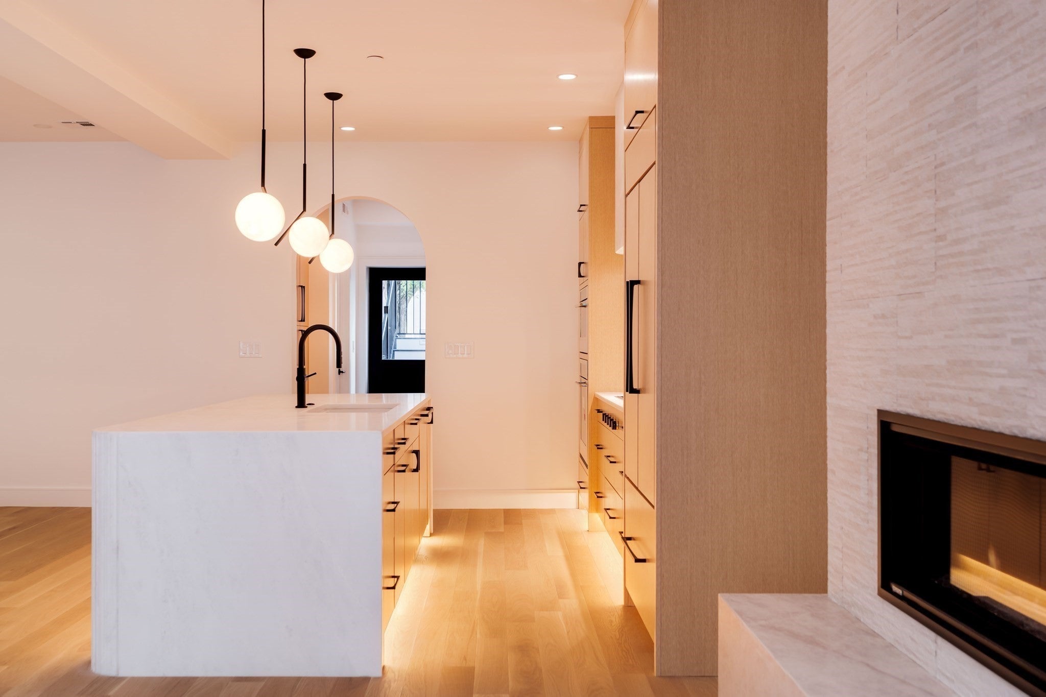 79 Park St #2, Brookline, MA, 79 Park St #2, Brookline, MA Photo #3