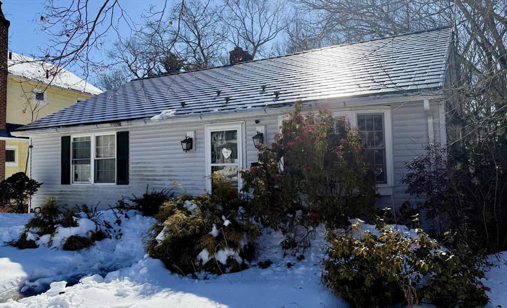 84 Eleanor Rd