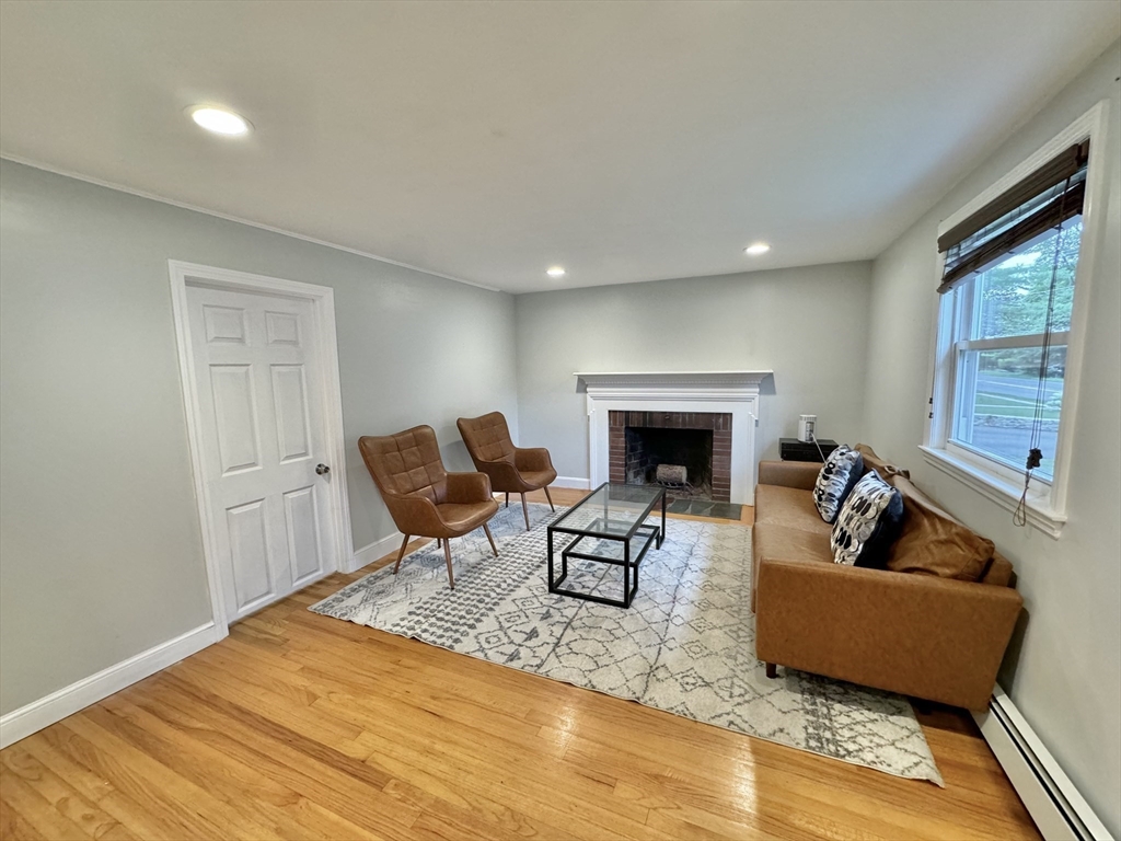 41 Eldred St
