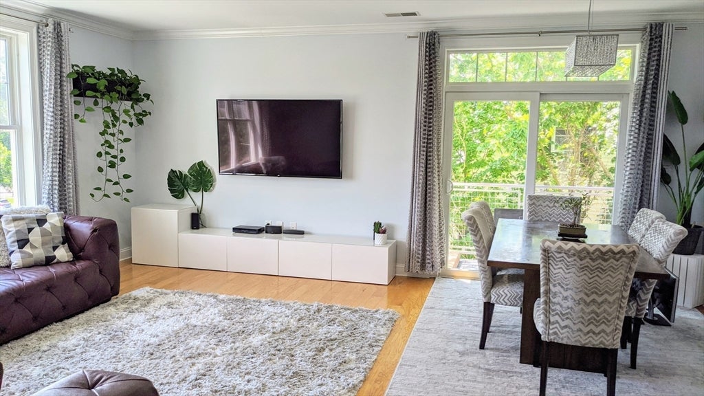 130 Tremont St 301