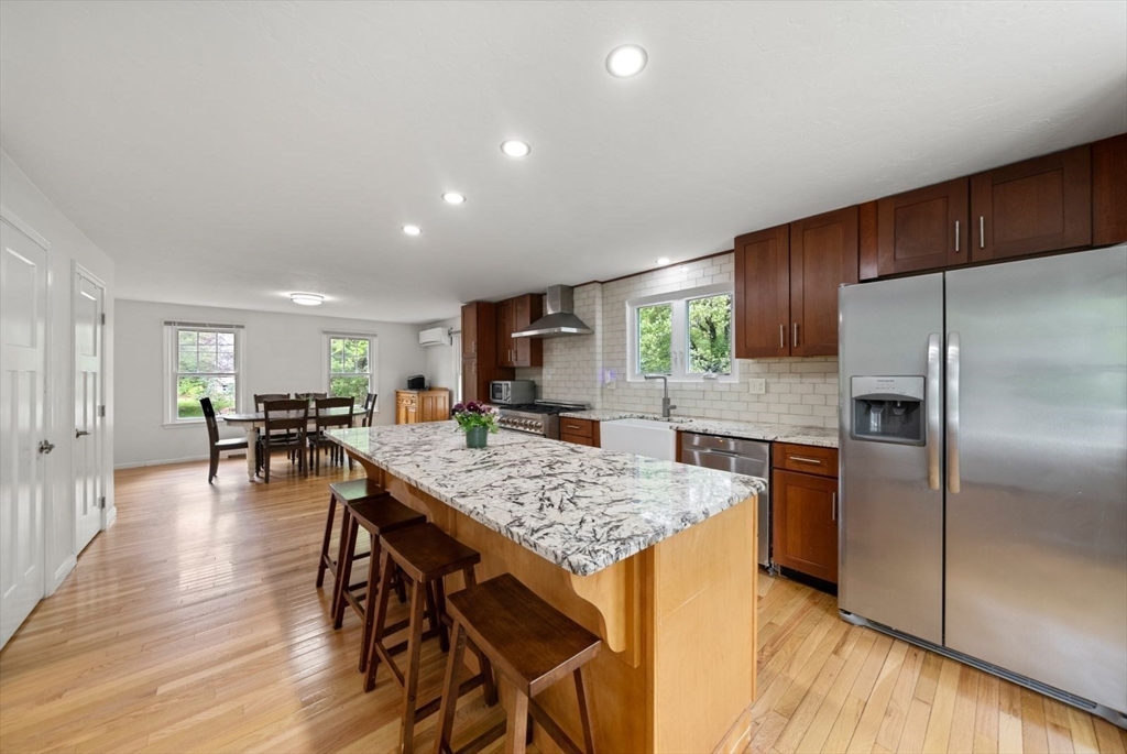 21 Galahad Way