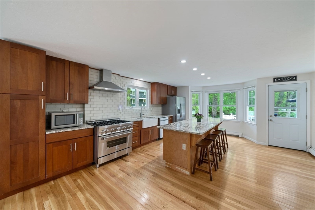 21 Galahad Way