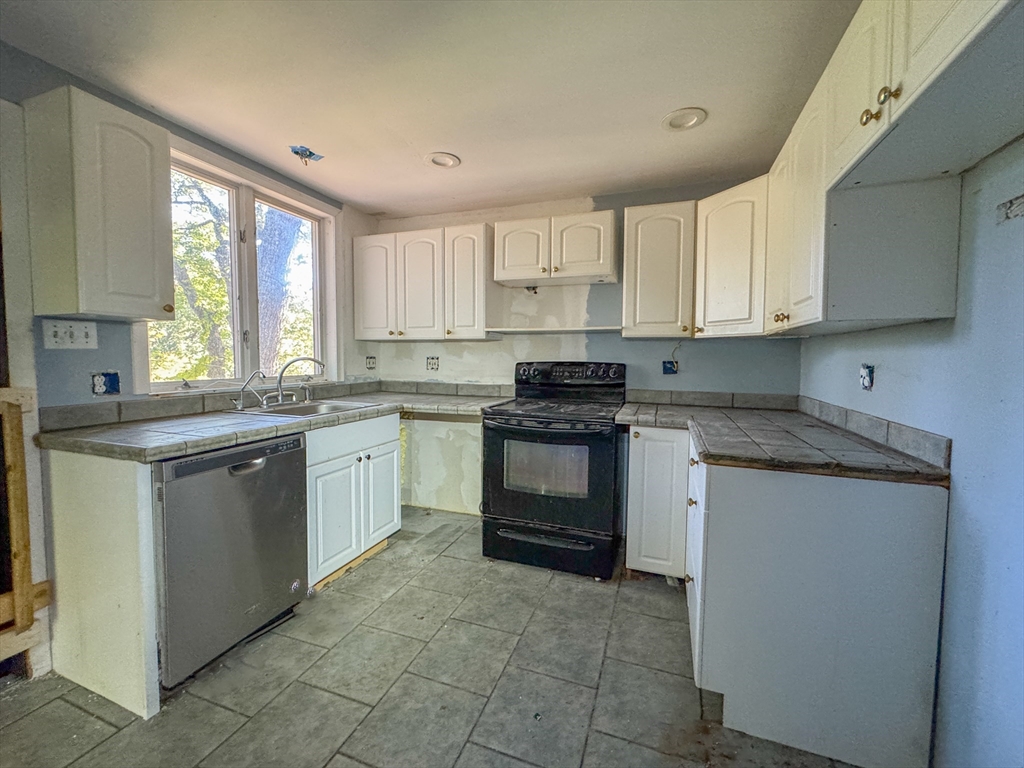132 Kilbourn Rd