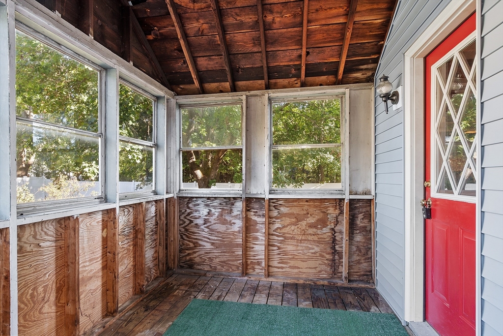 6 Coburn Ave
