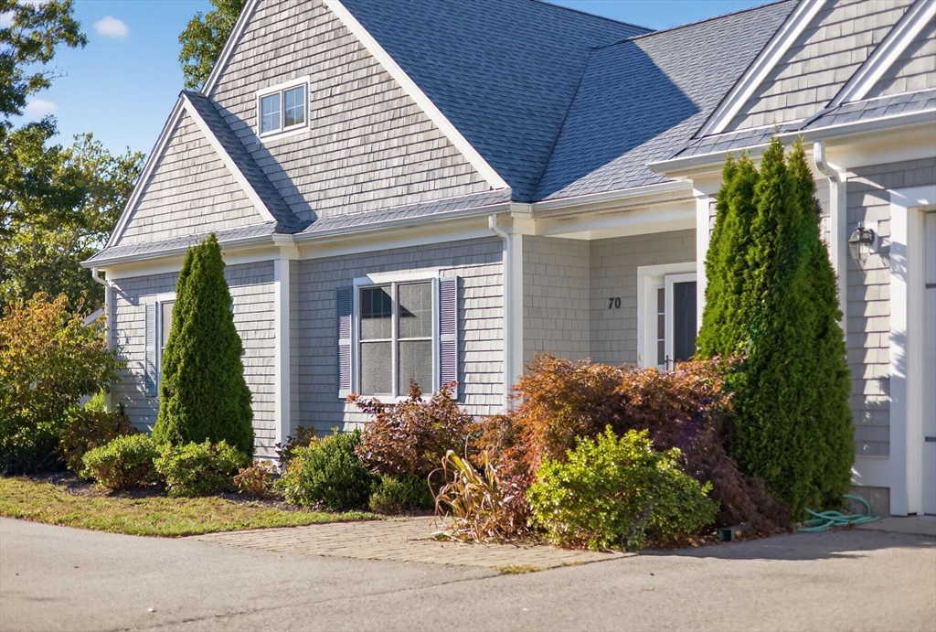 70 Westmoreland Dr