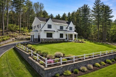 35 Lincoln Street Hopkinton MA 01748