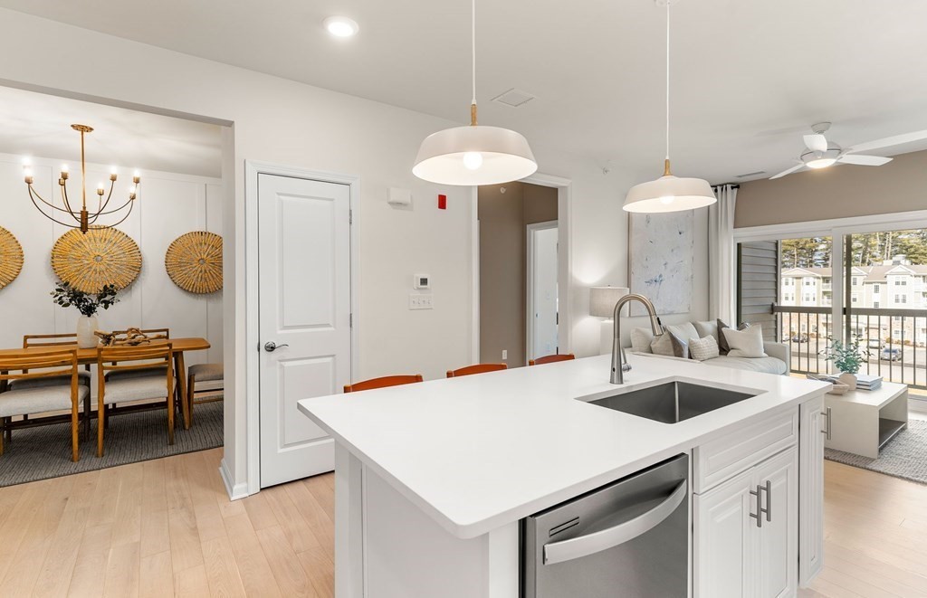 320 Martins Landing 409