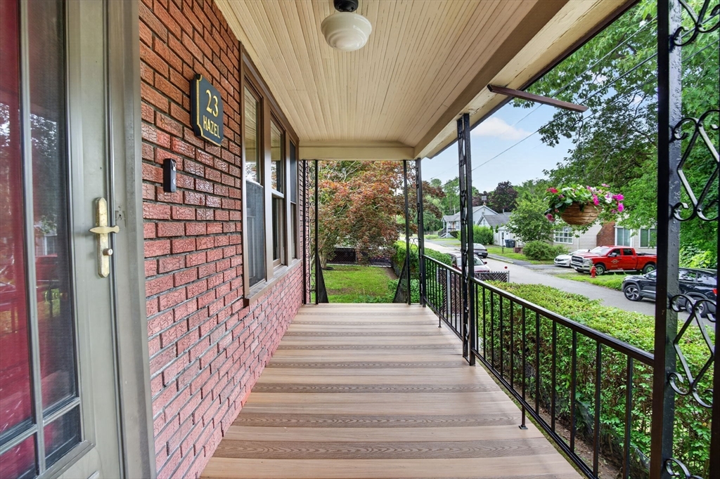 23 Hazel St