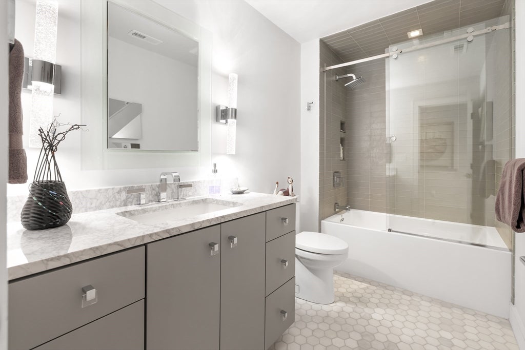 11 Tolland Way #11, Framingham, MA, 11 Tolland Way #11, Framingham, MA Photo #28