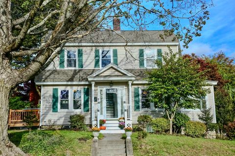 4 Longfellow Rd Worcester MA 01602