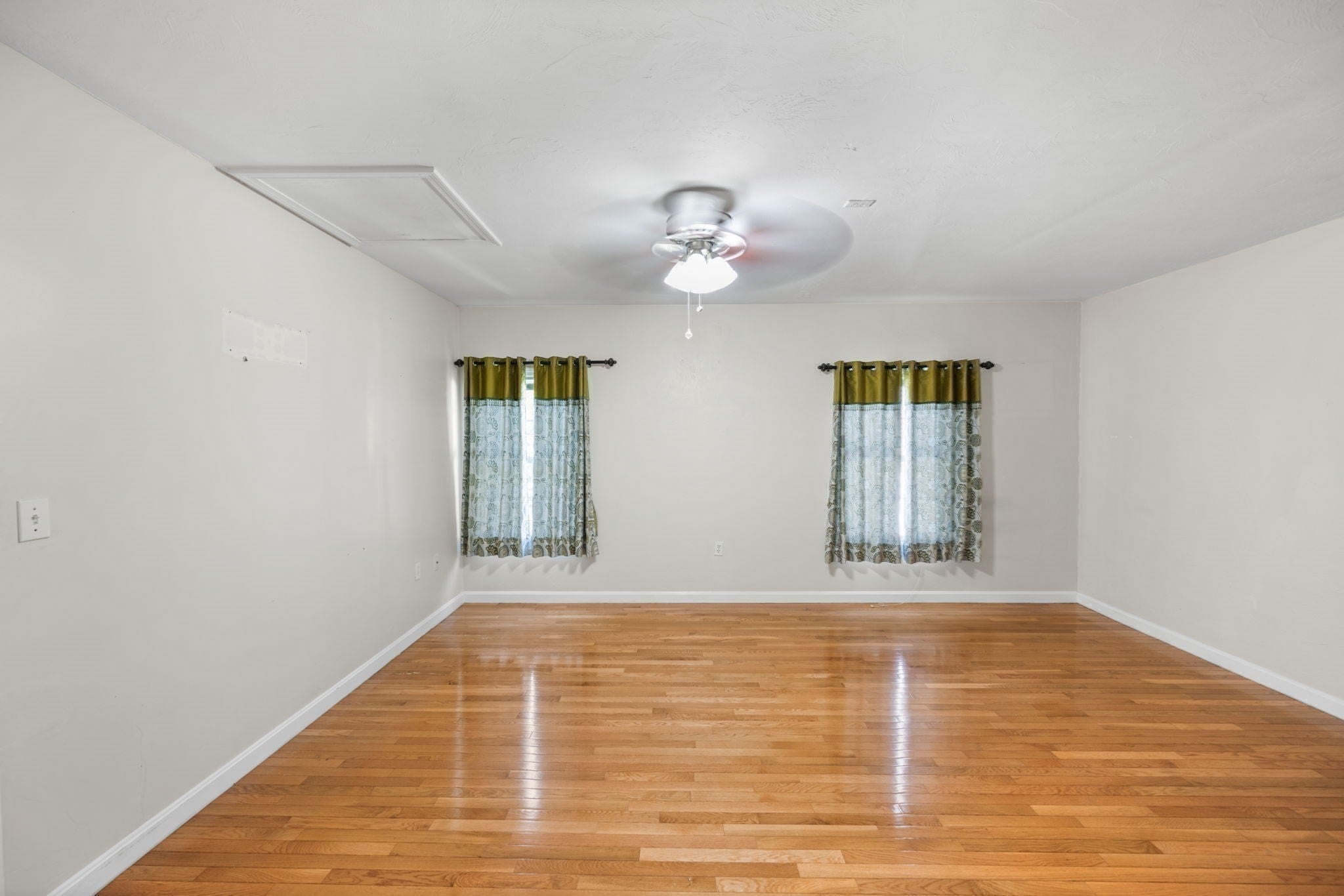 388 Varnum Ave, Lowell, MA, 388 Varnum Ave, Lowell, MA Photo #27