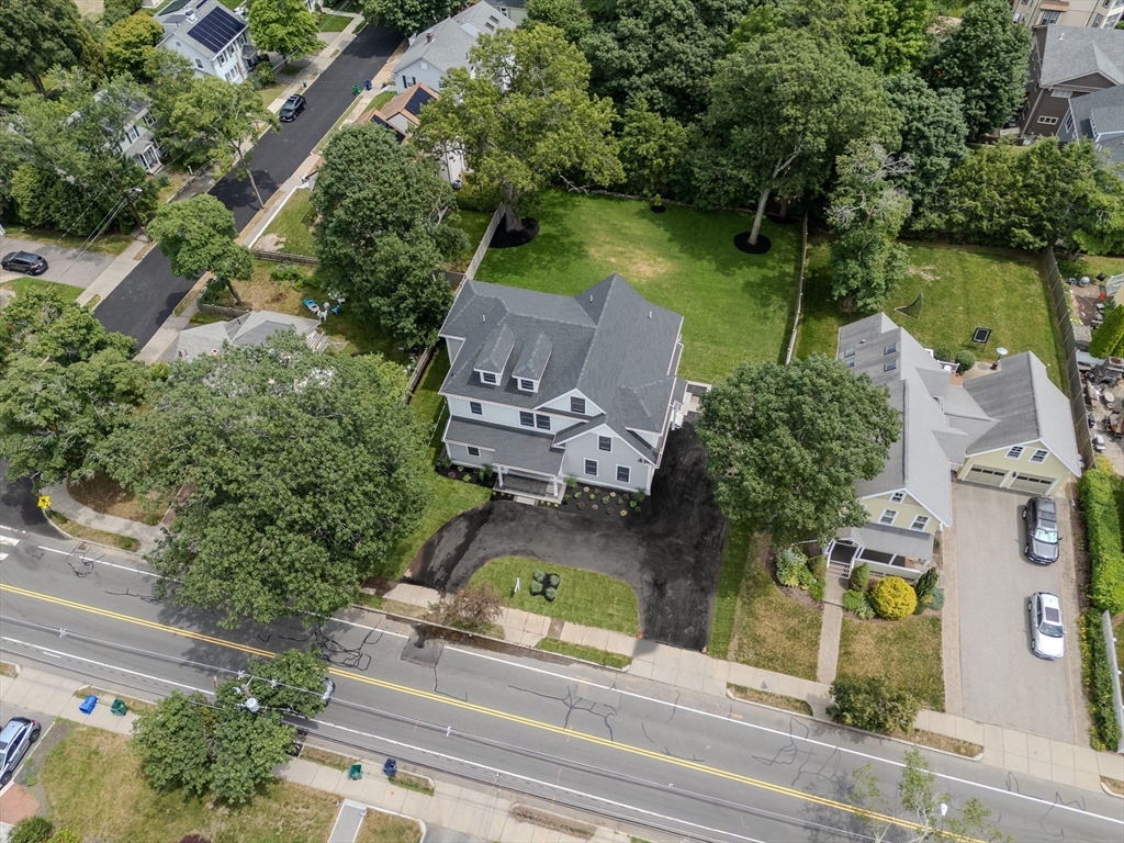 276 Lexington Street