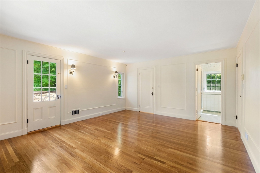 8 Bruce Ln, Newton, MA, 8 Bruce Ln, Newton, MA Photo #17