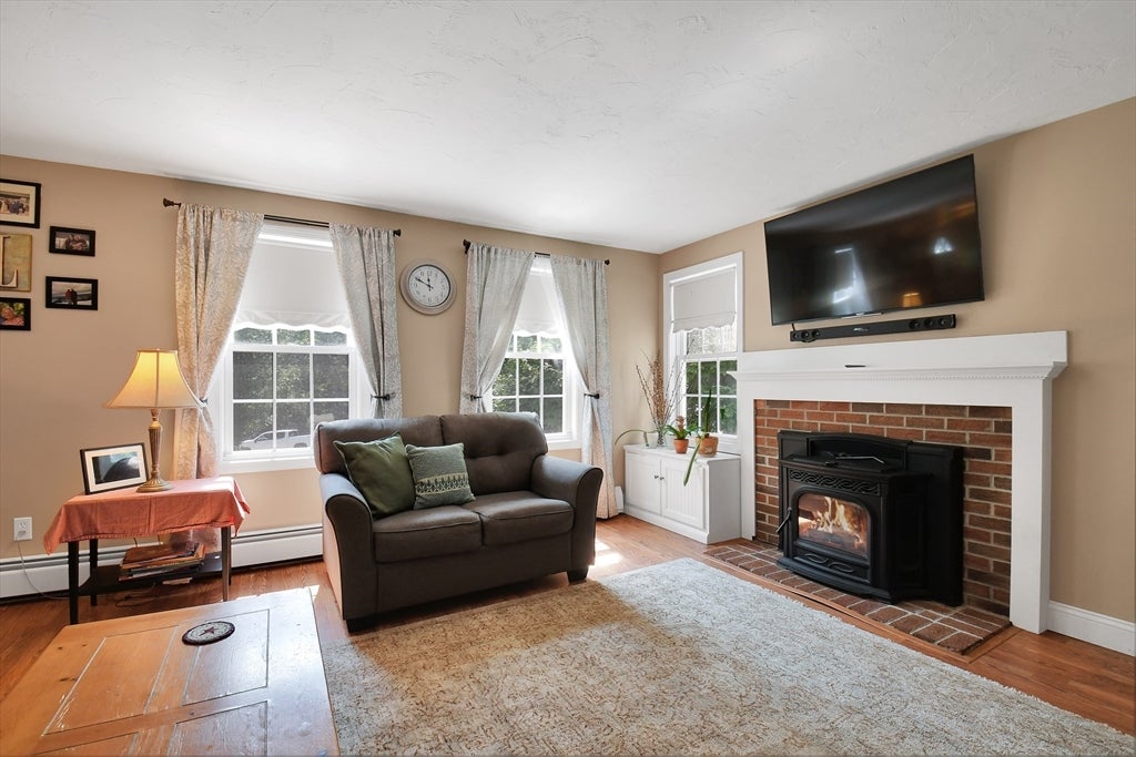 141 Farm Hill Rd, Leominster, MA, 141 Farm Hill Rd, Leominster, MA Photo #9