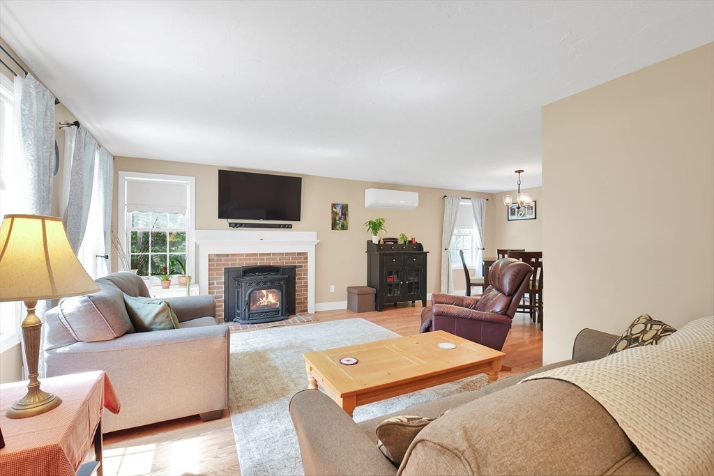 141 Farm Hill Rd, Leominster, MA, 141 Farm Hill Rd, Leominster, MA Photo #8