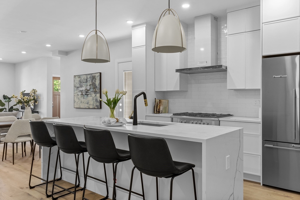 130 Cushing St 2