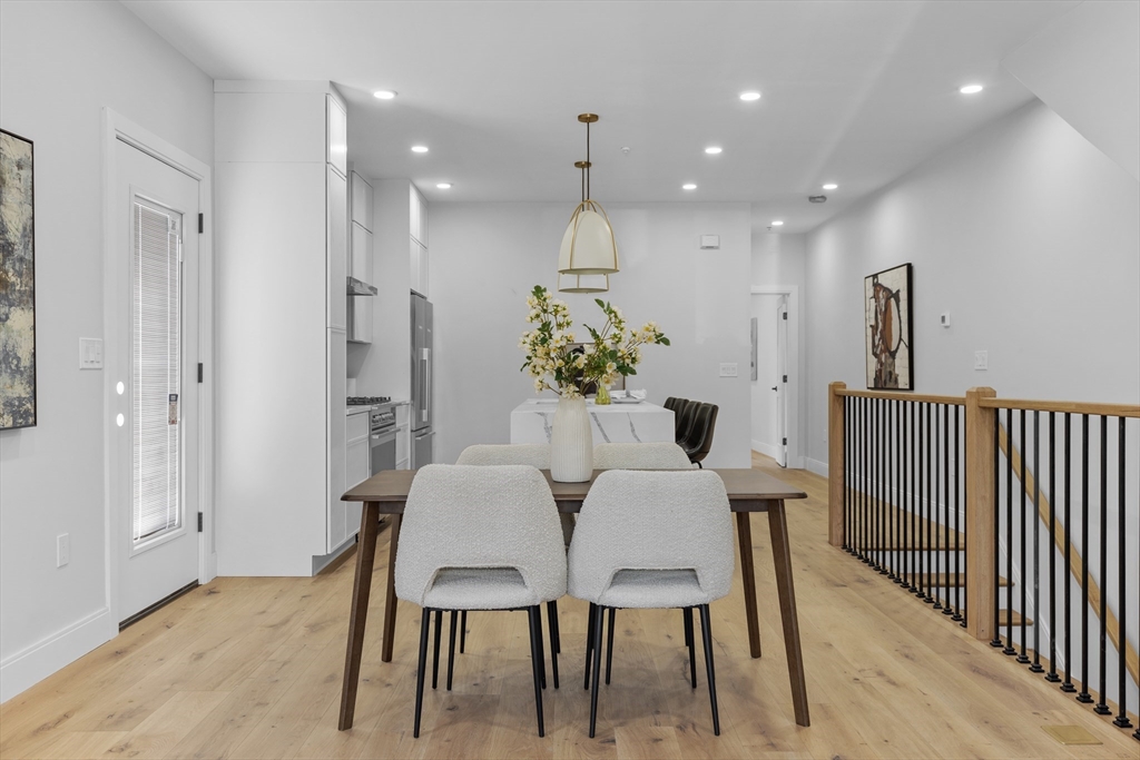 130 Cushing St 2