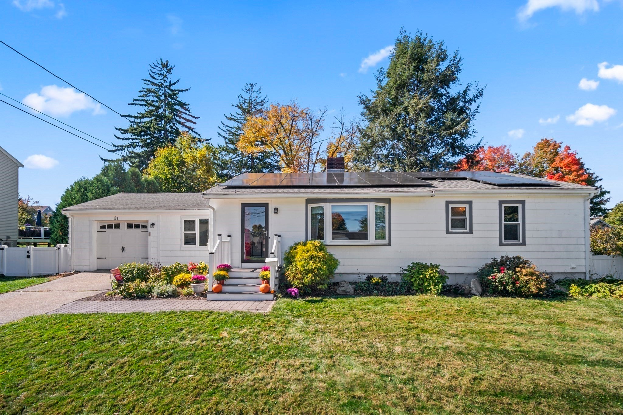 21 Hillcrest Road