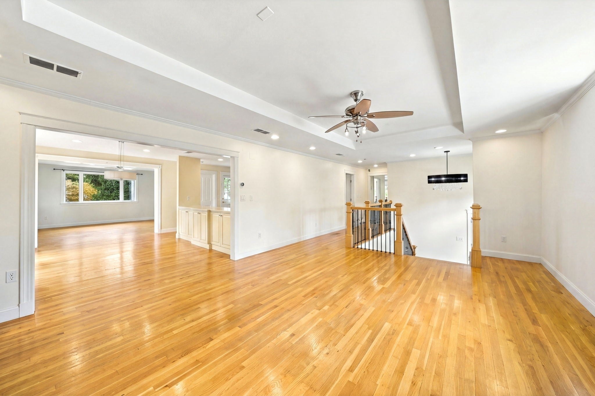 12 Pond Brook Cir, Weston, MA Photo #11