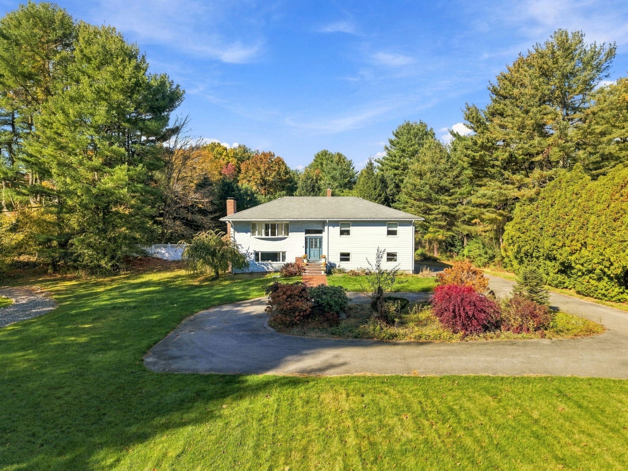 12 Pond Brook Cir