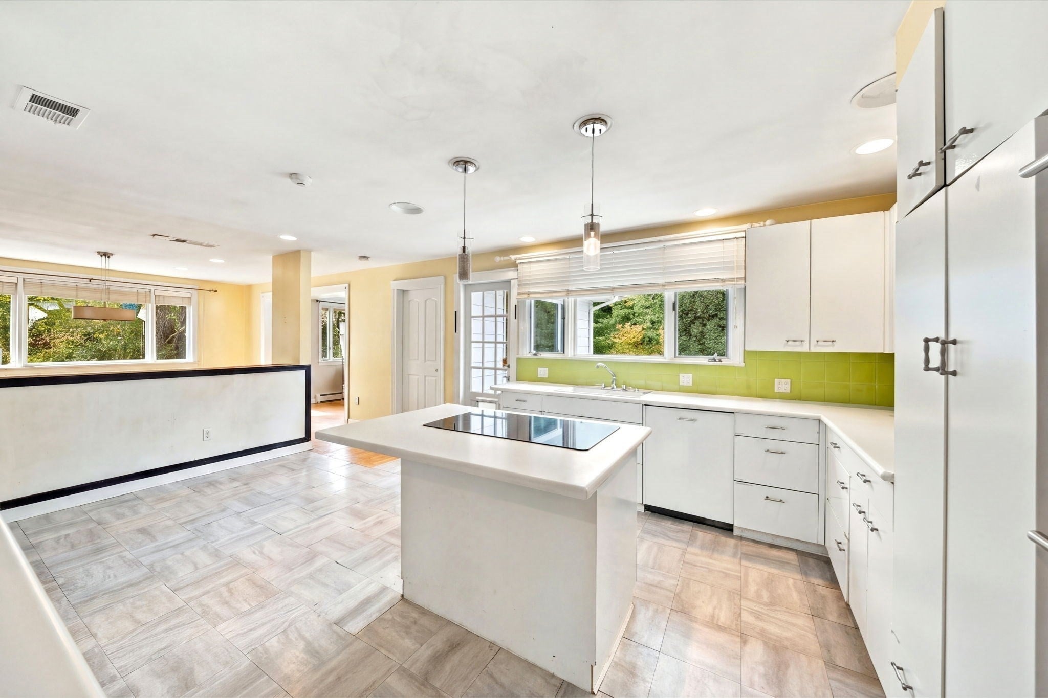 12 Pond Brook Cir, Weston, MA Photo #13