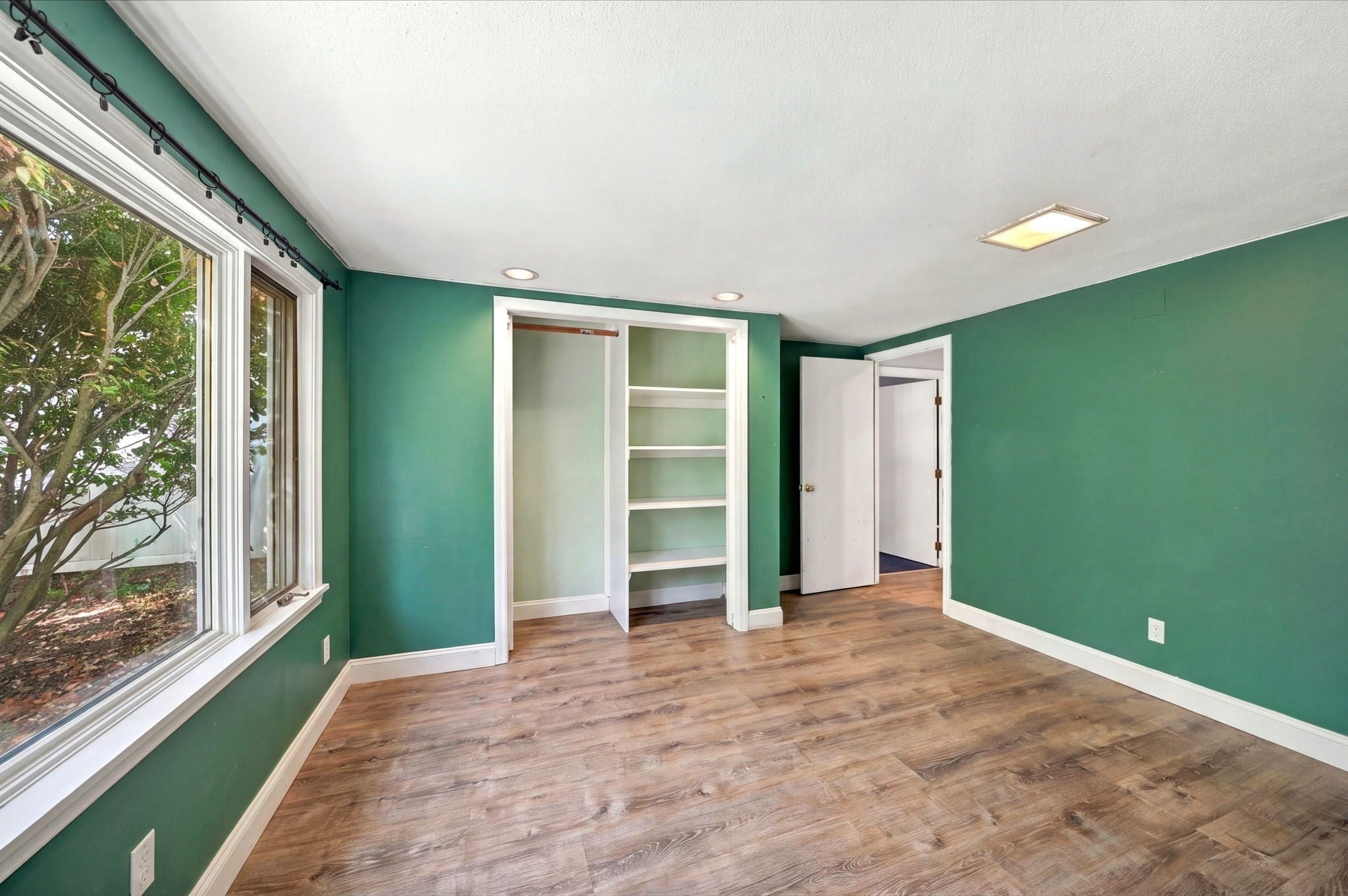 12 Pond Brook Cir, Weston, MA Photo #18