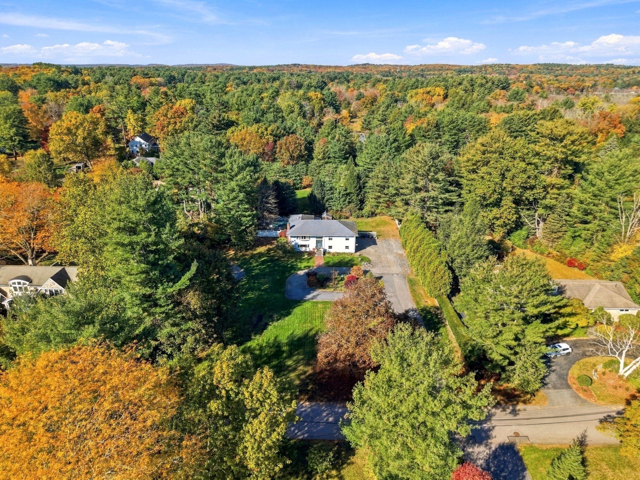 12 Pond Brook Cir, Weston, MA Photo #6
