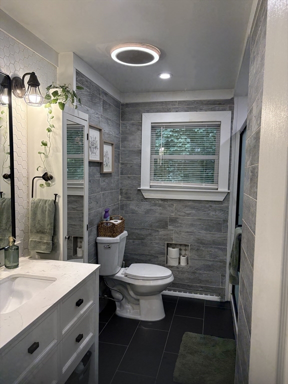 106 N Lowell St, Methuen, MA, 106 N Lowell St, Methuen, MA Photo #10