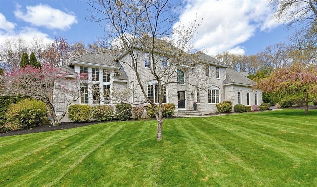 16 Stone Meadow Farm Drive