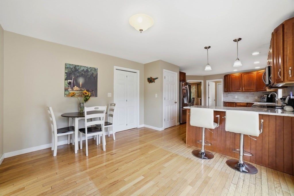 10 Roberts Rd, Dudley, MA, 10 Roberts Rd, Dudley, MA Photo #8