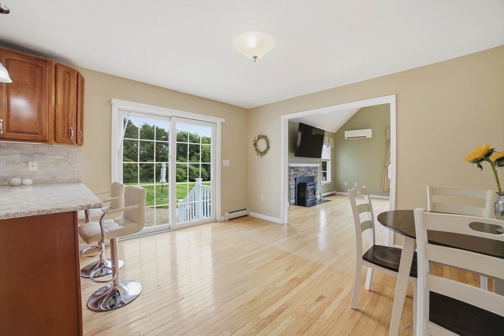 10 Roberts Rd, Dudley, MA, 10 Roberts Rd, Dudley, MA Photo #7
