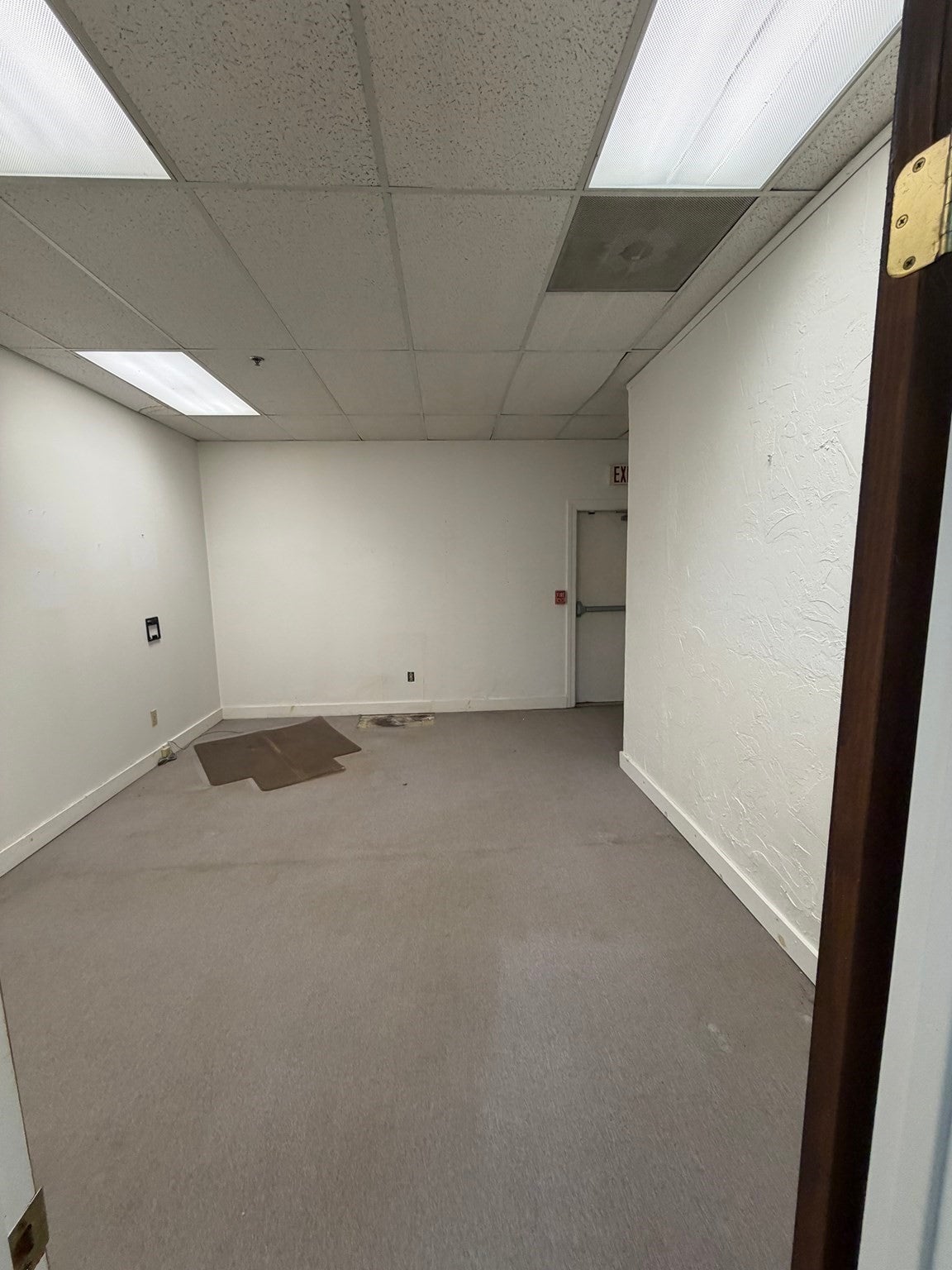 320 W Center St