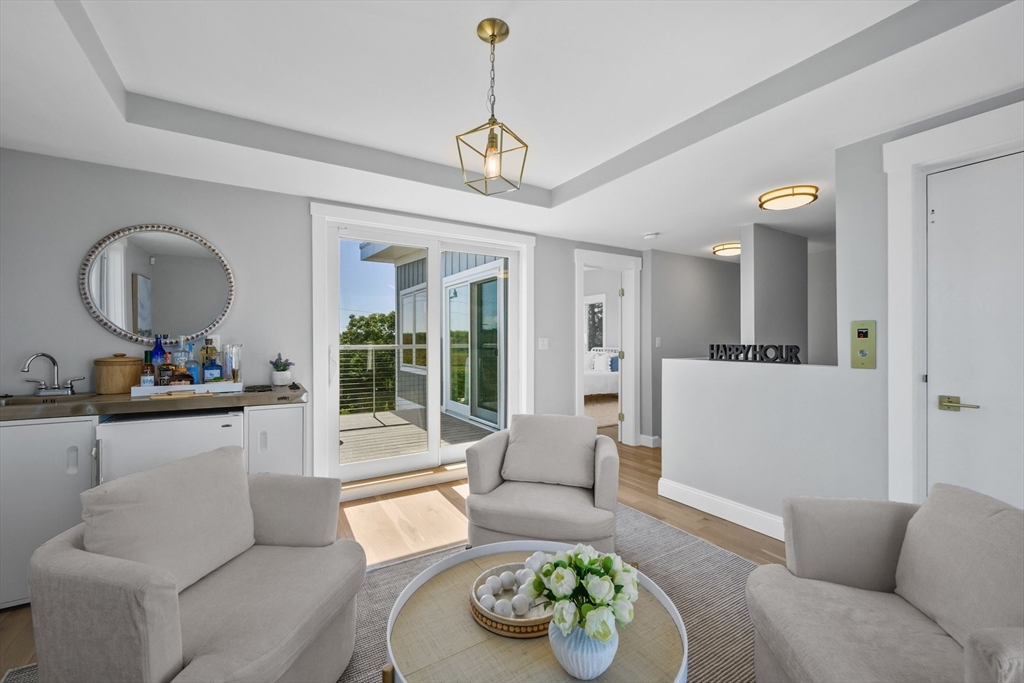 Mattapoisett, Massachusetts 02739, United States, 3 Bedrooms Bedrooms, ,3 BathroomsBathrooms,Residential,Active,207134