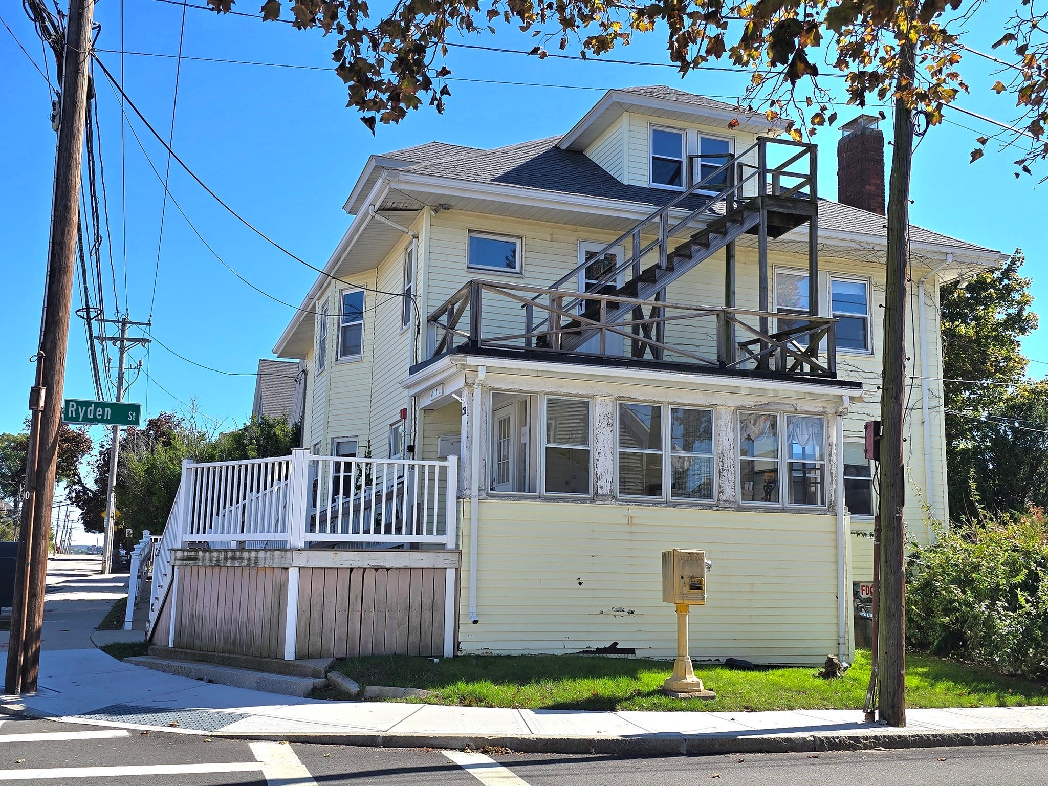 121 Whitwell Street
