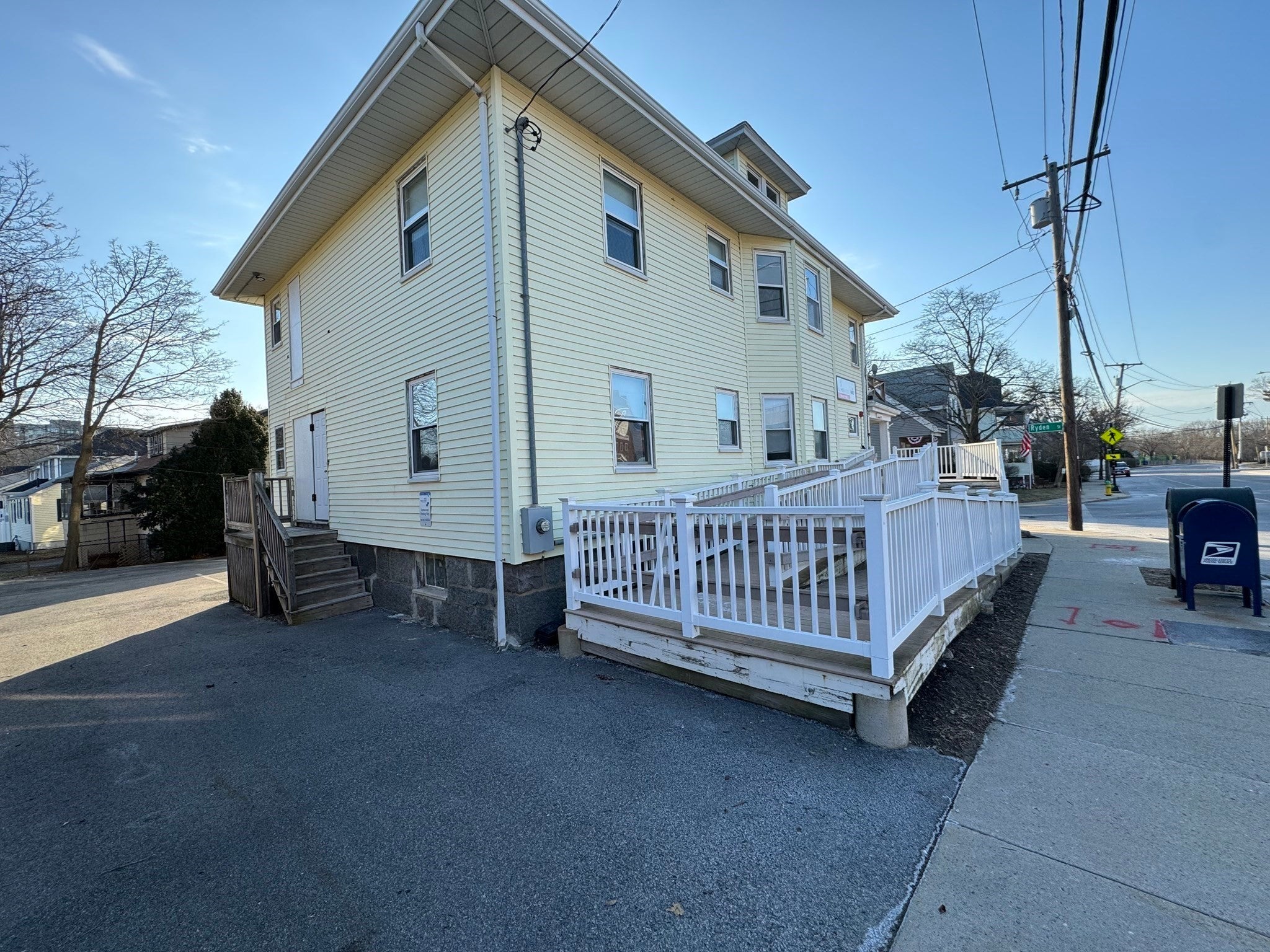 121 Whitwell Street