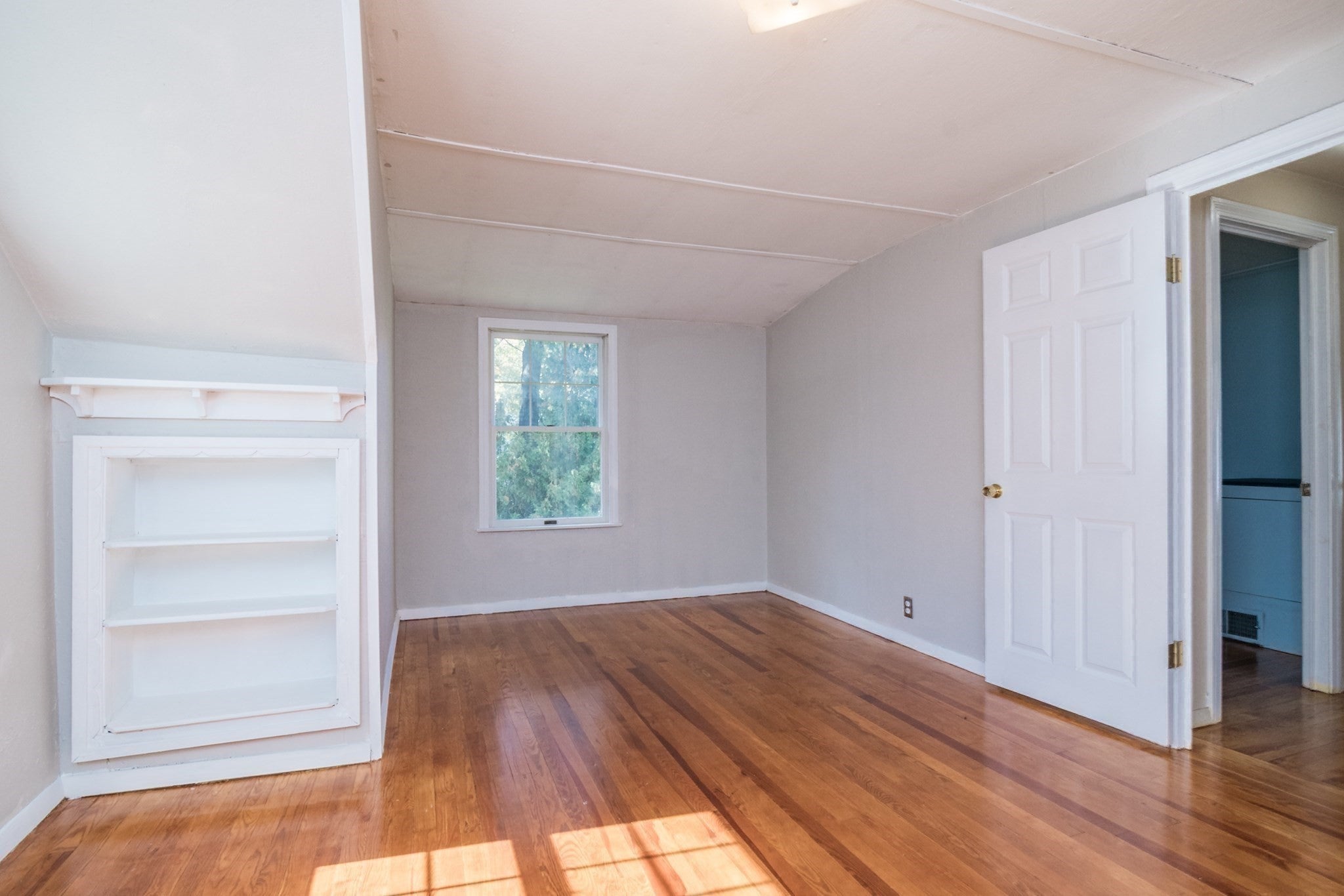 115 Wolcott Avenue, West Springfield, MA Photo #21