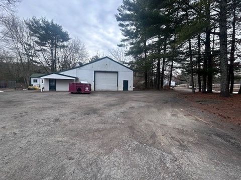 Photo of 136 Chestnut St. (Garage) St, Middleboro, MA 02346 (MLS # 73493811)