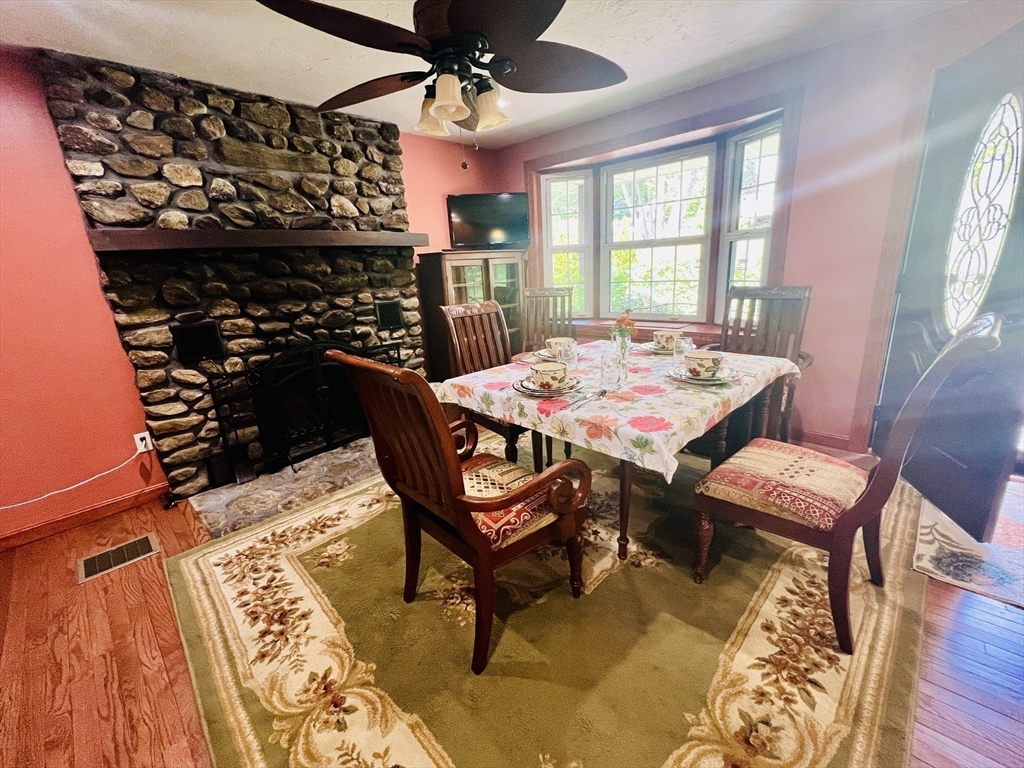 34 Scenic Ave