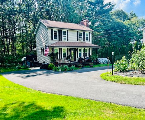 34 Scenic Ave Webster MA 01570
