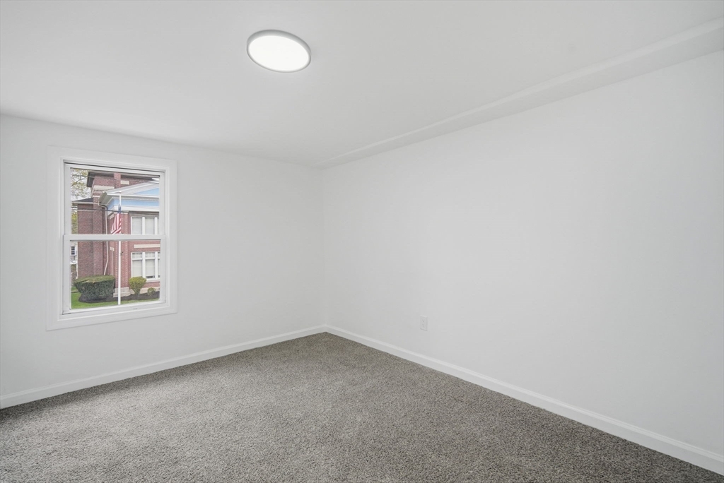 16 North Main St, South Hadley, MA Photo #8