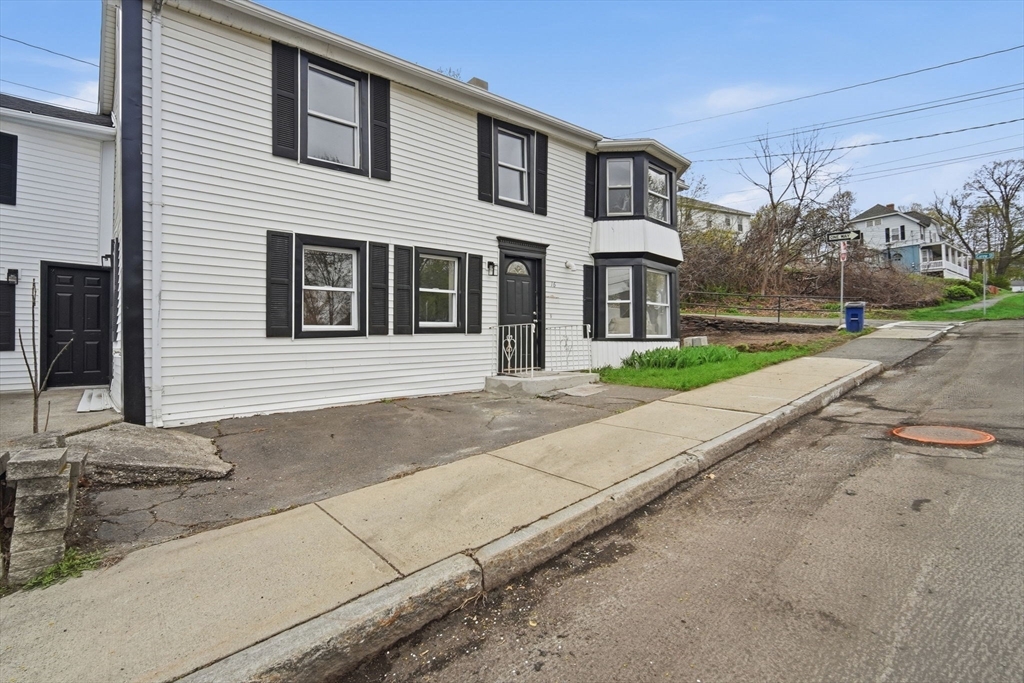 16 North Main St, South Hadley, MA Photo #1