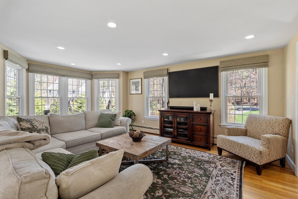 112 Stonecleave Road