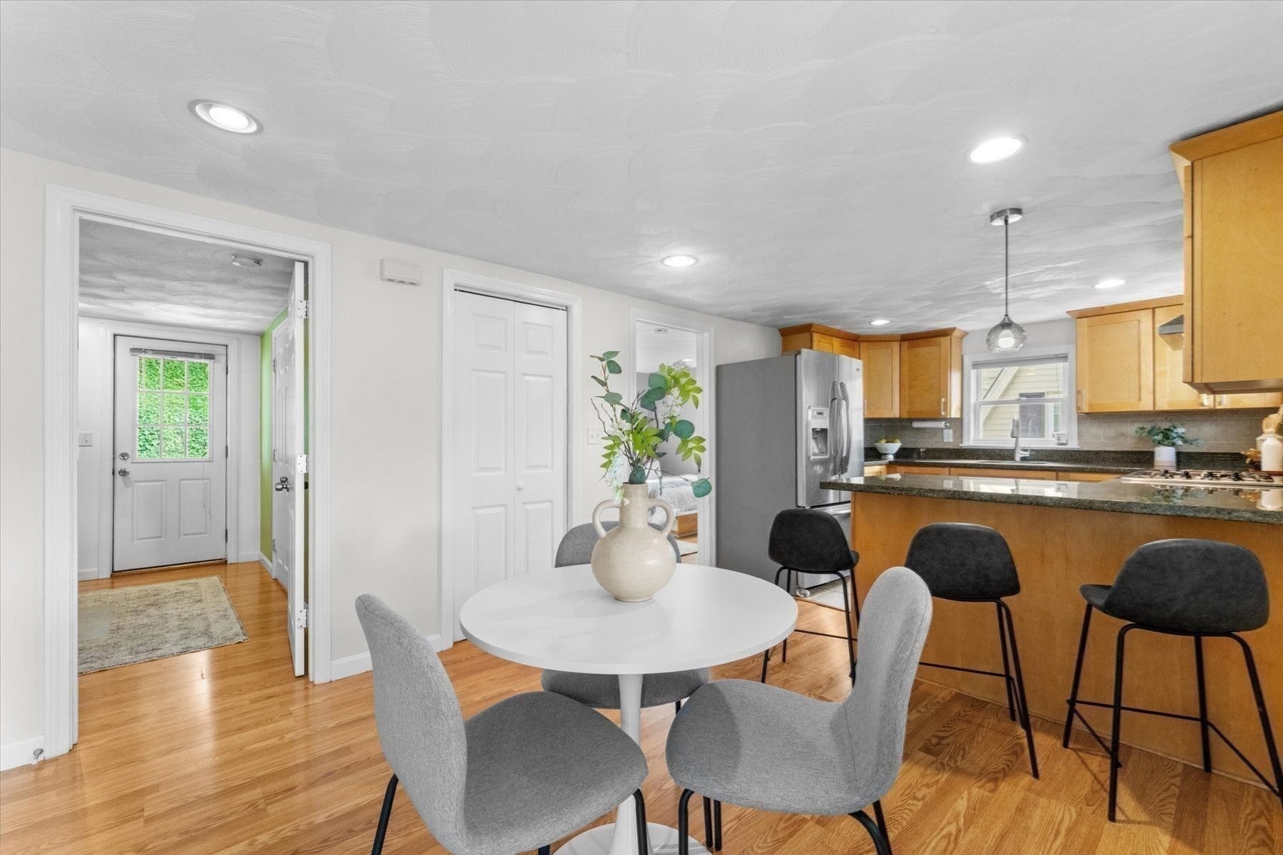 43 Elm St, Medford, MA Photo #13
