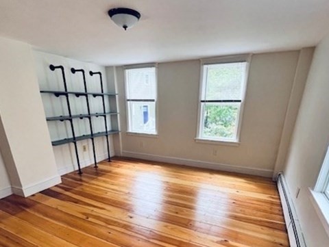 5 Dennett St 5