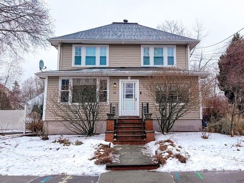 Photo of 66 Riverview Ave #66, Waltham, MA 02453 (MLS # 73467375)