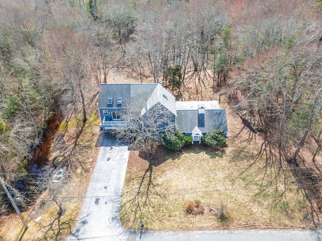 20 Meadow Brook Rd
