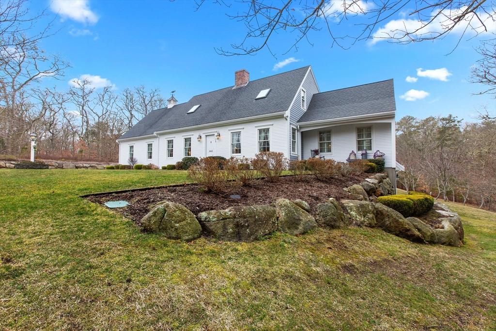 154 Beechtree Dr
