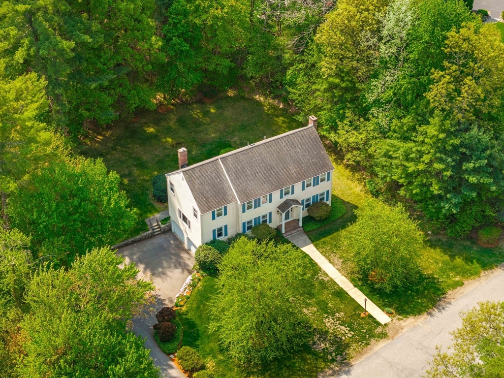 13 Laconia Cir